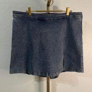 Classic Blue Denim Mini Skort - size 1X